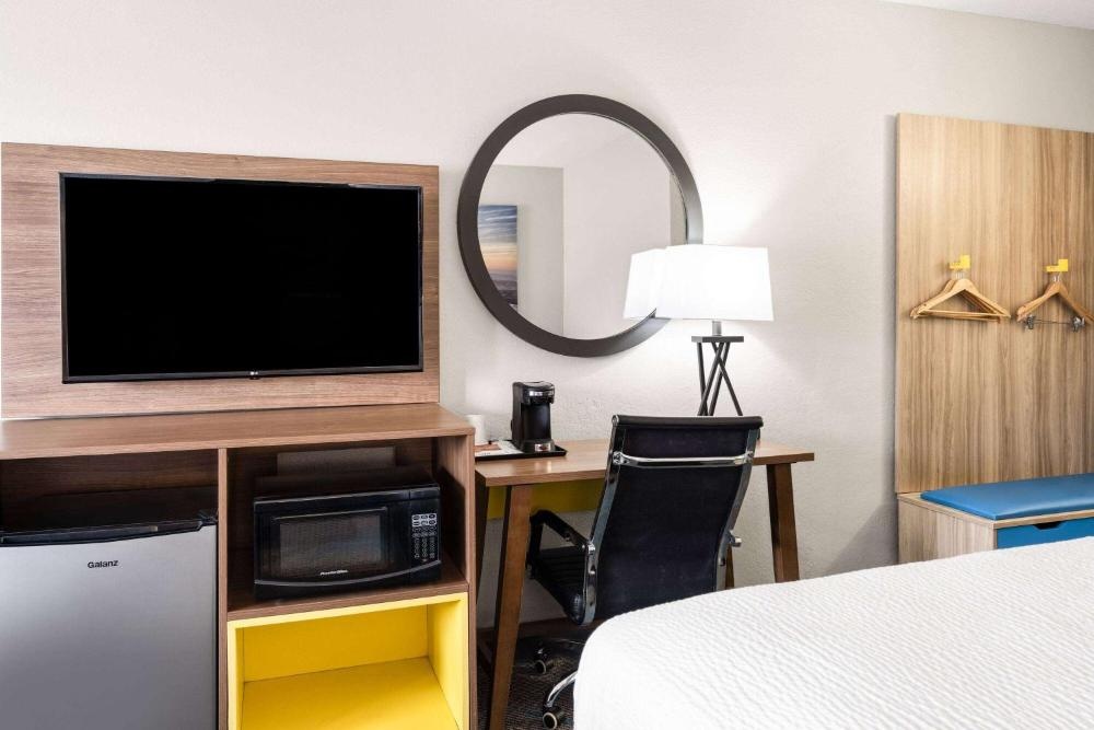 Days Inn by Wyndham Ardmore Image 18